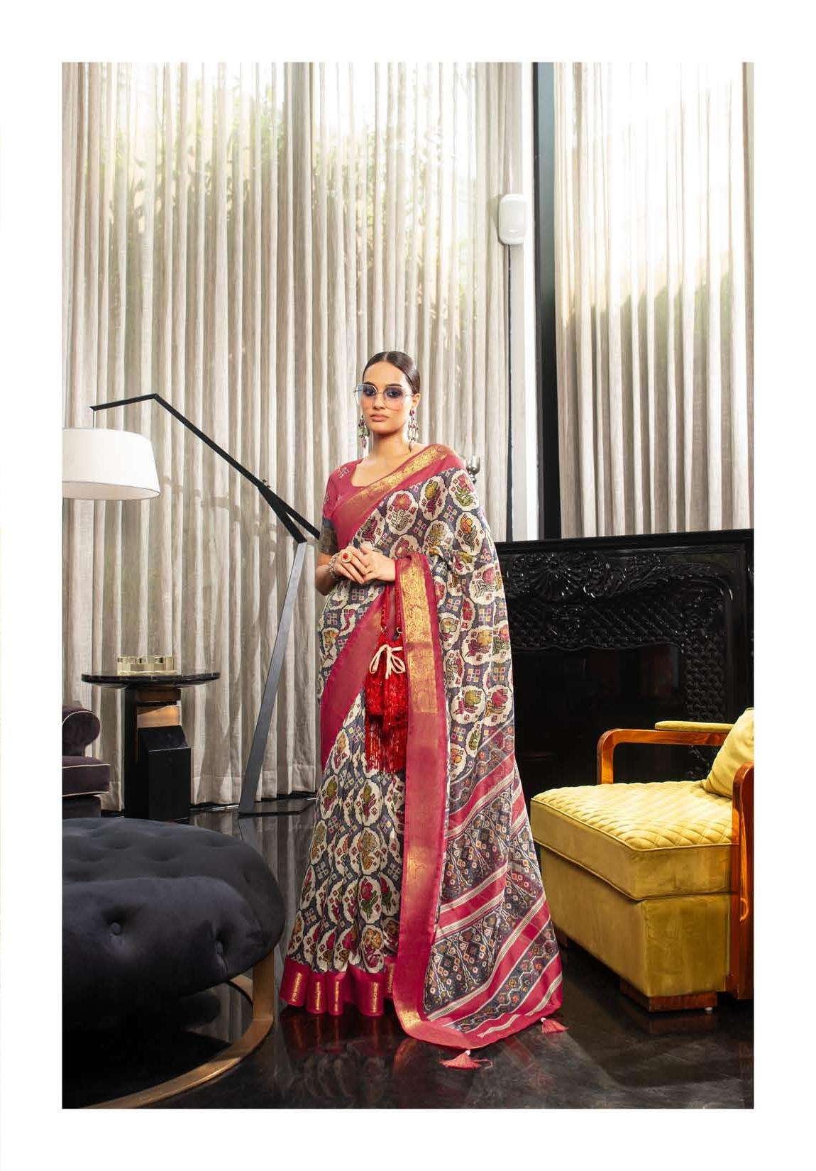 Vipul Kashmir Beauty Saree - Image 13