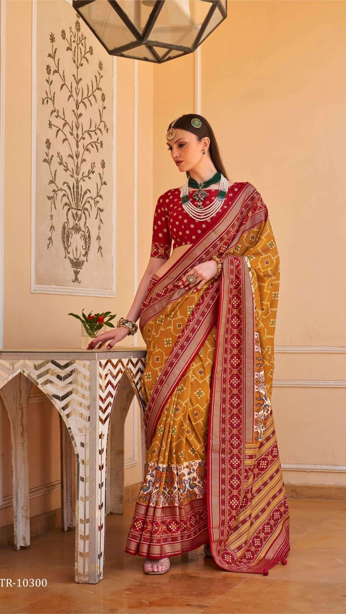 Acfpl Trirath Rudraksh patola Saree T R 10300