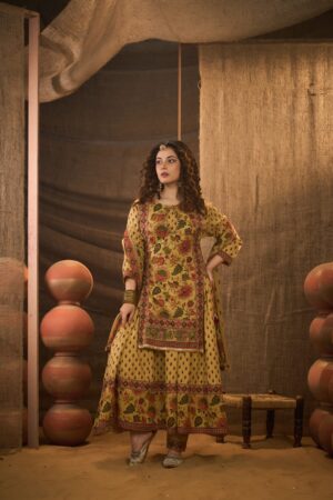Beige Floral Printed Ethnic Kurti Set with Dupatta