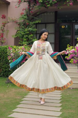 Ivory White Mul Chanderi 3-Piece Ready-to-Wear Flared Anarkali Kurta Pant Set with Teal Dupatta